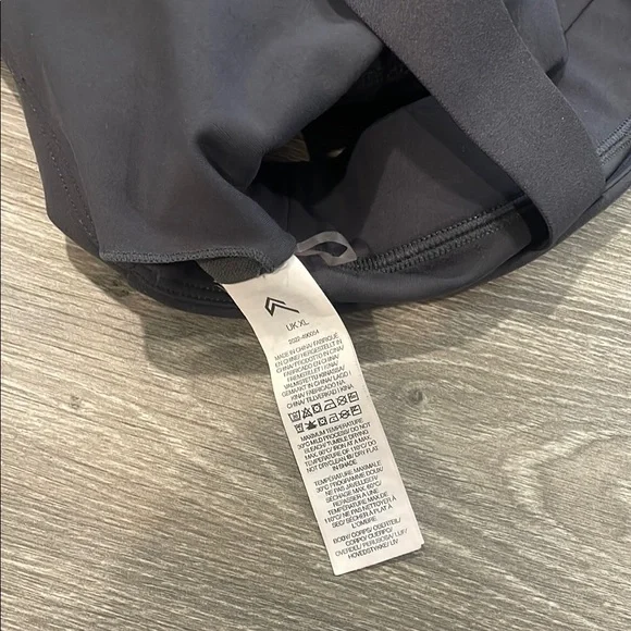 Oner Active Sports Bra - Picture 5 of 6